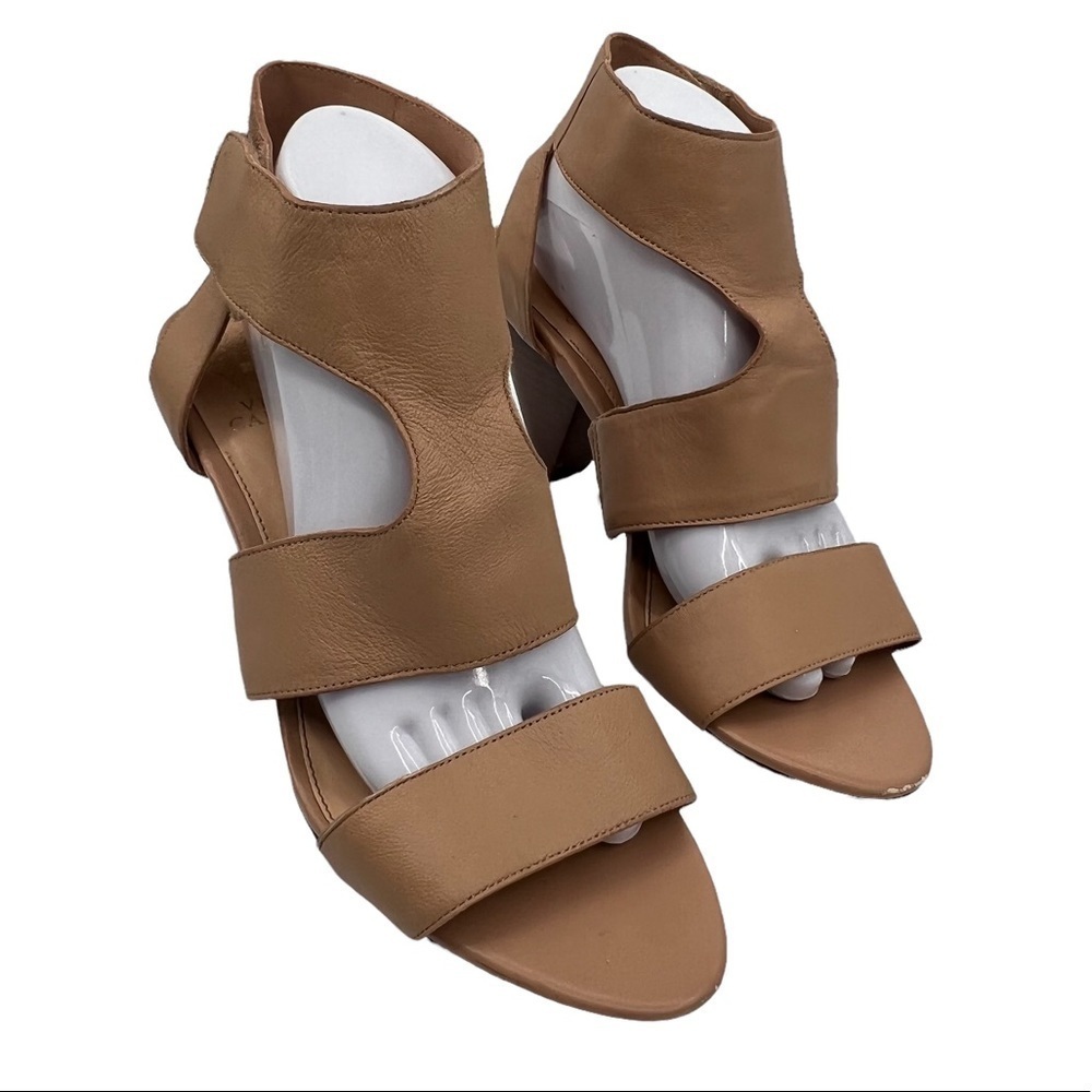 Vince Camuto Tan VP Ekland Leather Open Toe Strappy Heels Size 10 Women’s